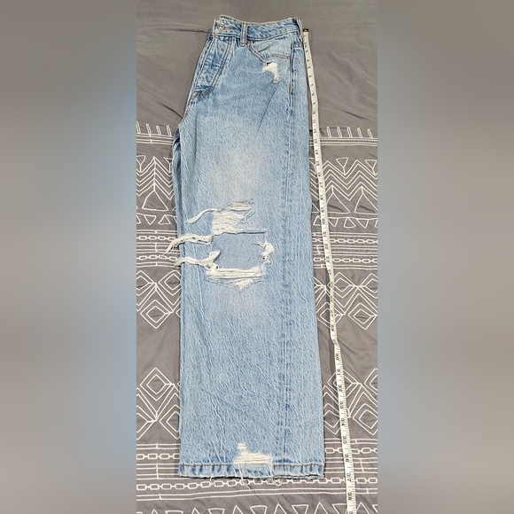 We The Free Distressed Straight Leg Jeans Size 26 - Picture 2 of 9